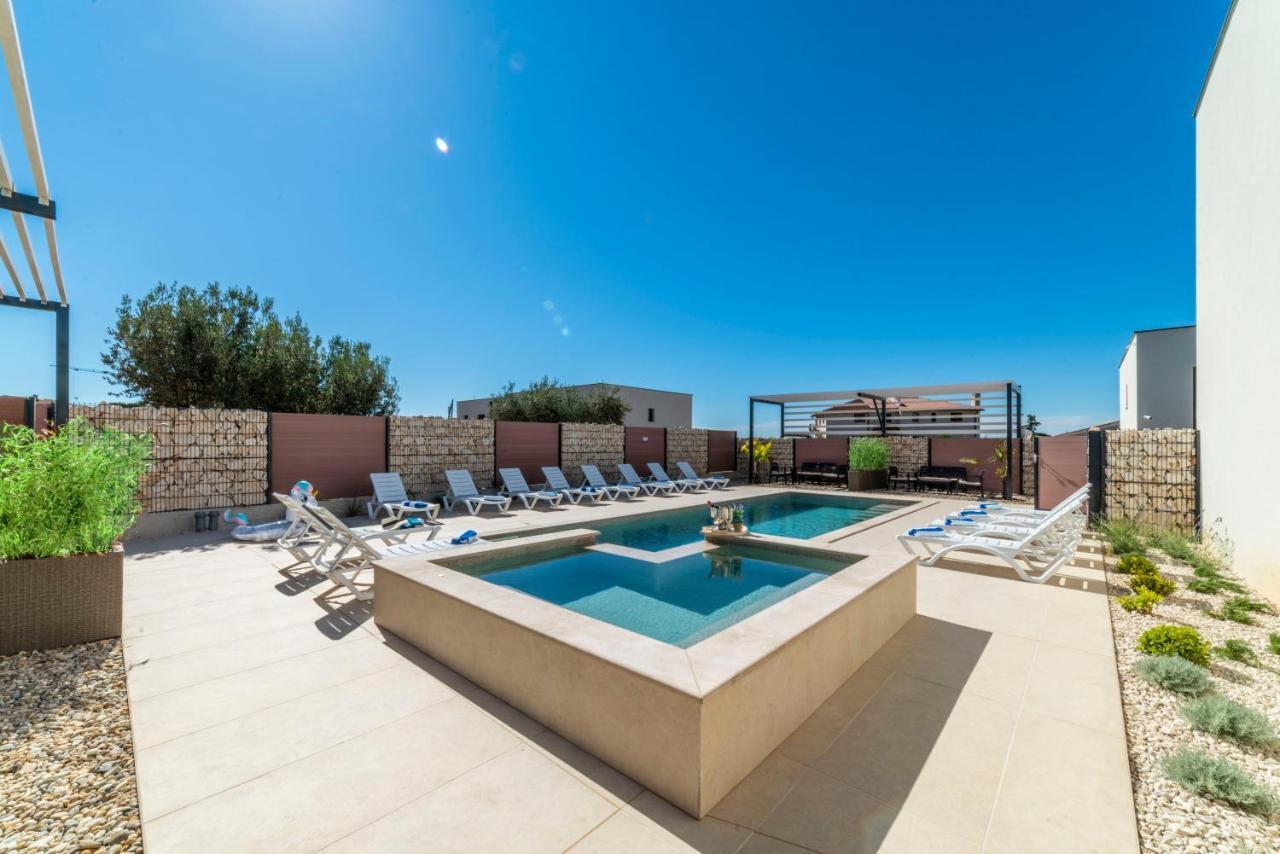 PUY Pinna Residence - Vanga מראה חיצוני תמונה
