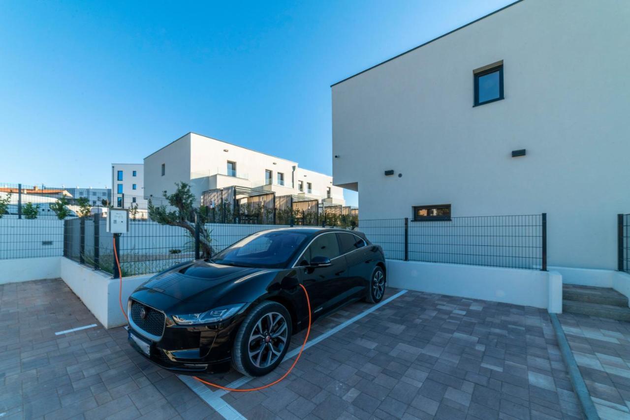 PUY Pinna Residence - Vanga מראה חיצוני תמונה