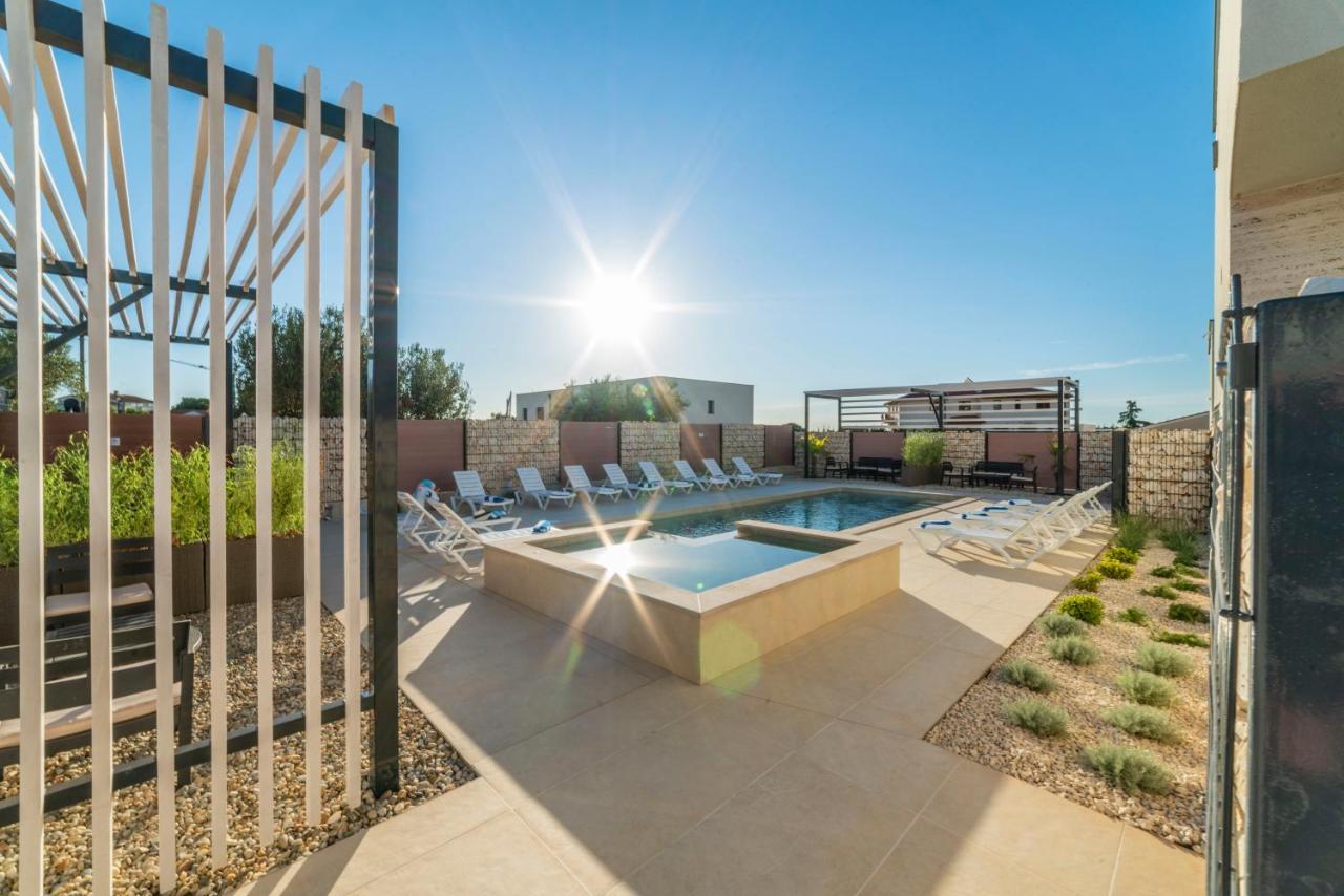 PUY Pinna Residence - Vanga מראה חיצוני תמונה
