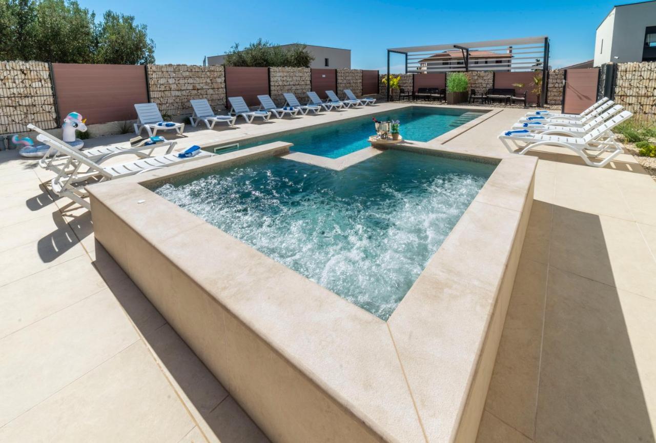 PUY Pinna Residence - Vanga מראה חיצוני תמונה
